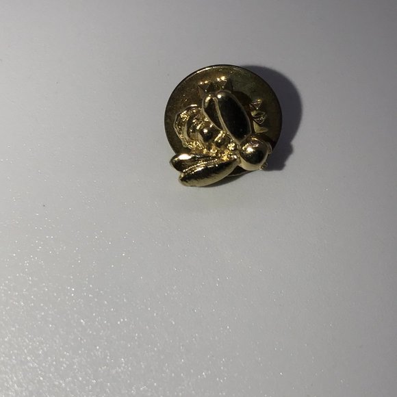 Vintage Gold Tone Bee Pin - Picture 5 of 5
